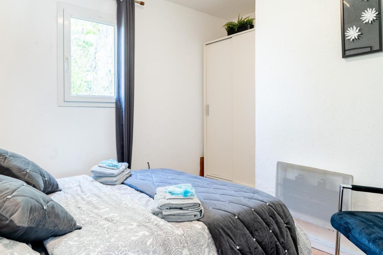 Le Grand Thao Apartment Fréjus Екстериор снимка