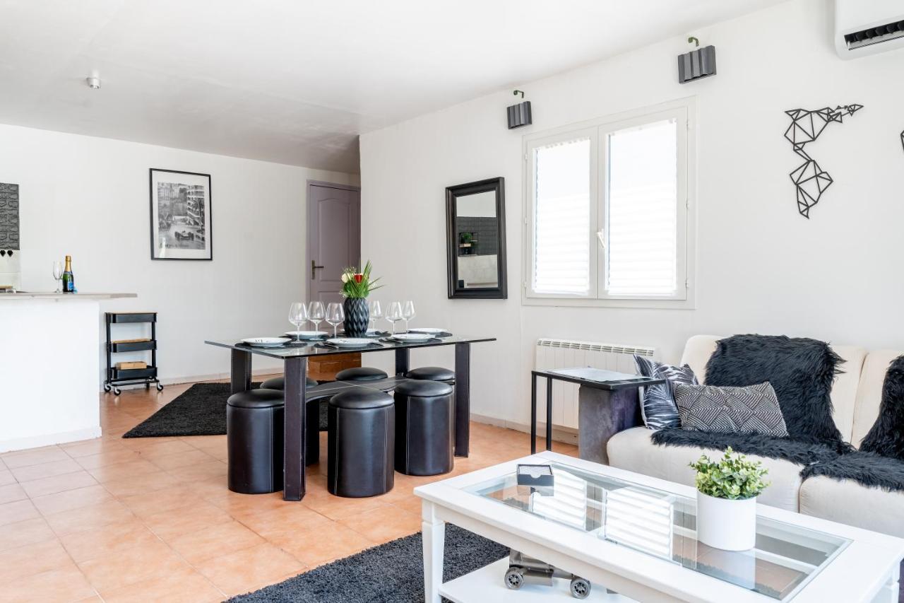 Le Grand Thao Apartment Fréjus Екстериор снимка